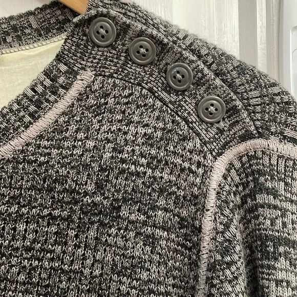 🌺7 FOR ALL MANKIND gray heathered ribbed waffle knit long sleeve shirt.  M - Picture 3 of 7